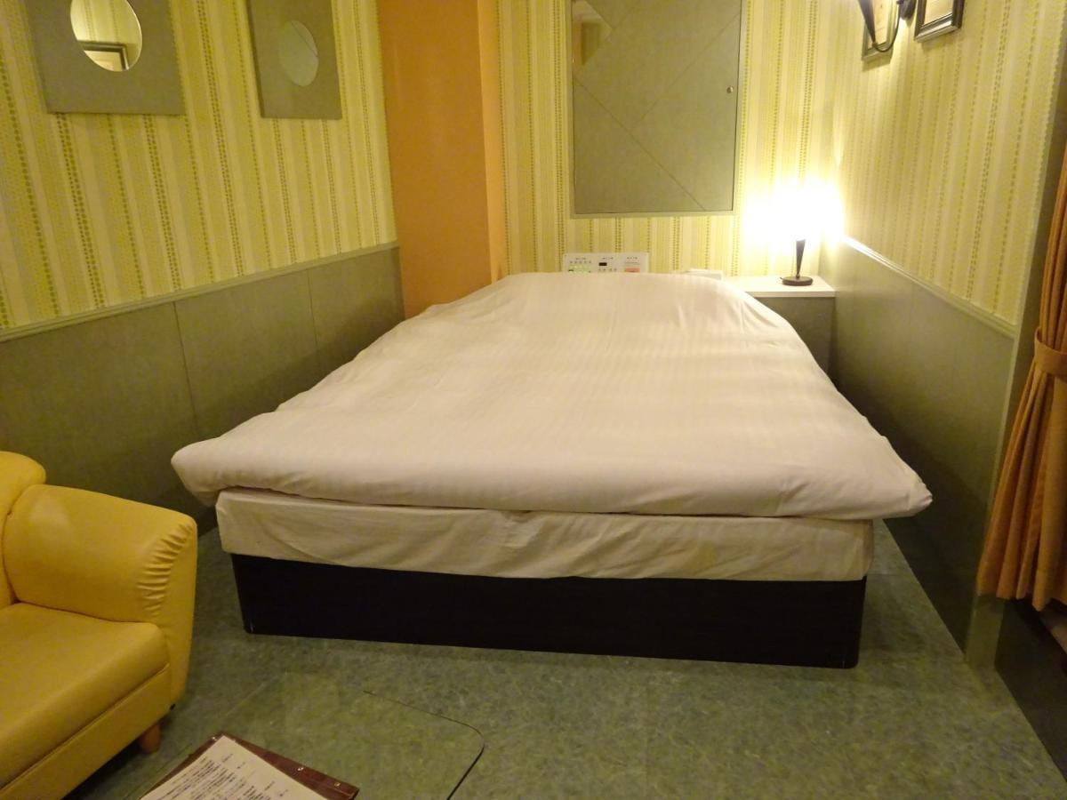 Hotel Rplus Higashimatsuyama Namegawa Exteriör bild